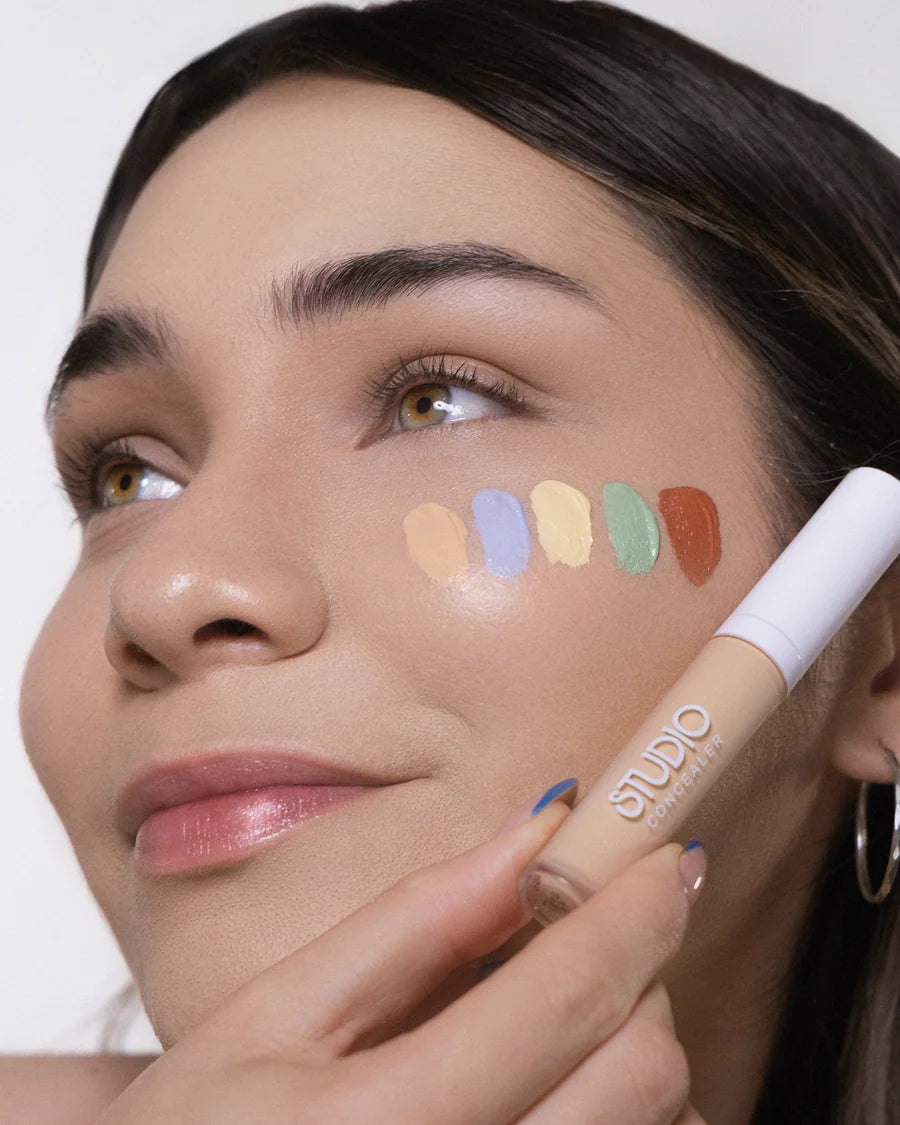 Adara Corrector Líquido Hidratante