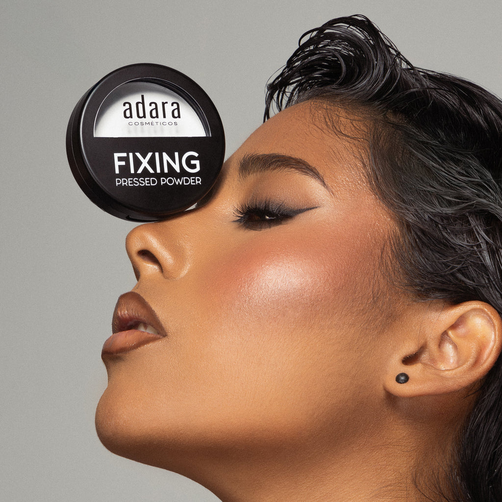 Adara Cosméticos Fixing Pressed Powder – Polvo Compacto Translúcido
