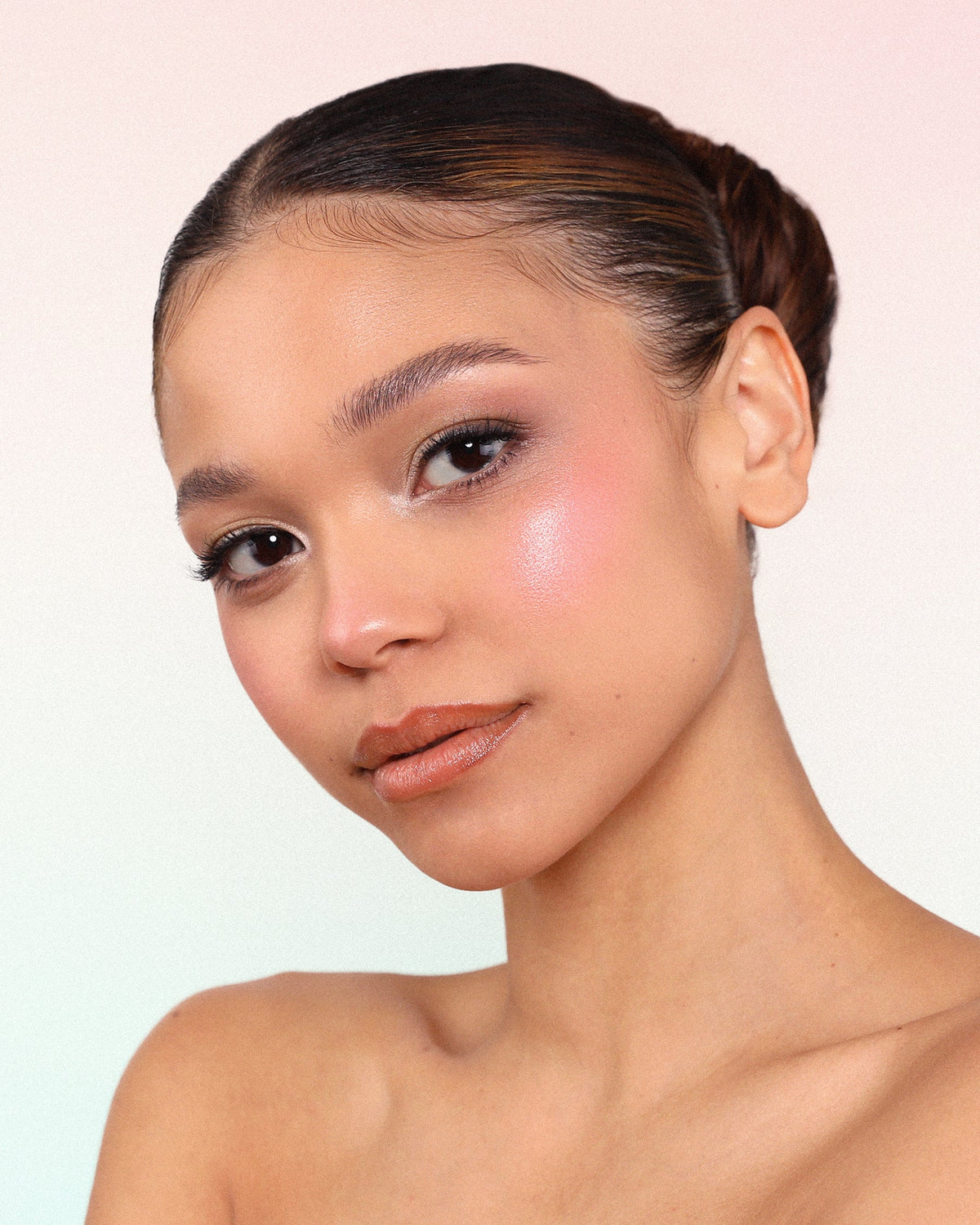 MOIRA Marvelous Baked Blush