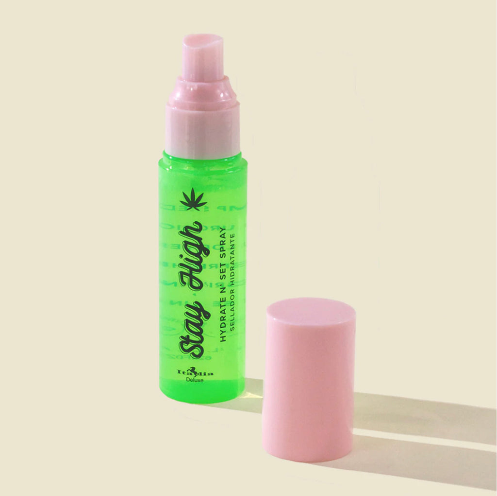 Italia Deluxe Stay High Hydrate N’ Set Spray