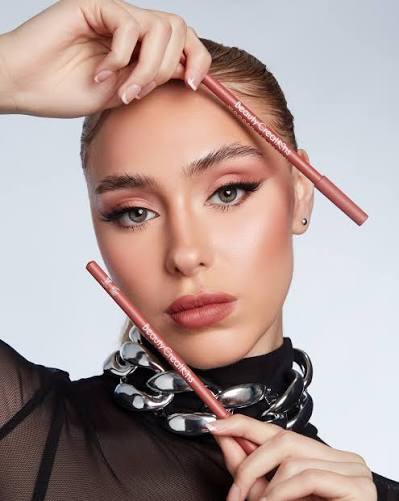 Beauty Creations Wooden Lip Pencil Set